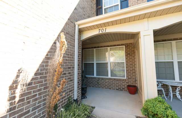 Spacious 3BR Jamestown Townhome – Furnished or Unfurnished with Flexible Lease Options Gallery 3