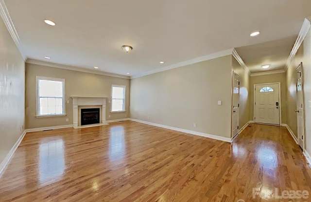 1415 Troon Drive Gallery 2