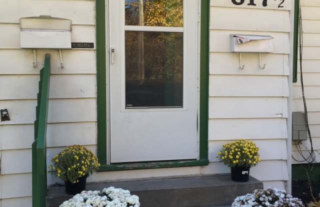 3 Bedroom House Near UIHC photos photos