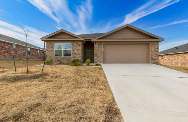1733 Dryden Ave - 1733 Dryden Avenue, Copperas Cove, TX 76522