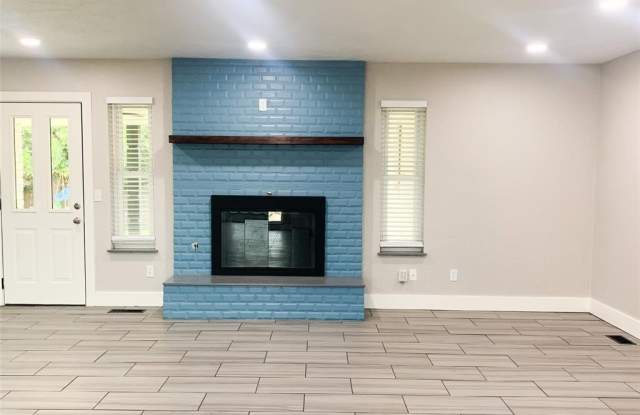 7008 N Comanche Avenue photos photos