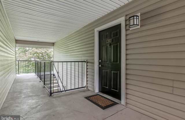 3305 WYNDHAM Circle Gallery 4