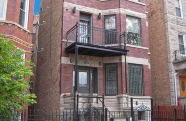 1437 N WASHTENAW Avenue Gallery 1