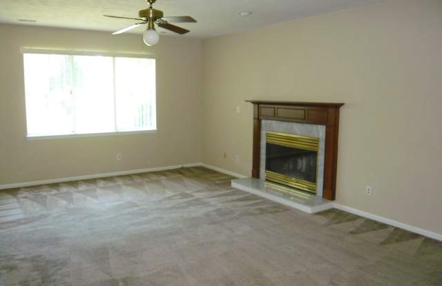 2301 Paragon Court Gallery 3