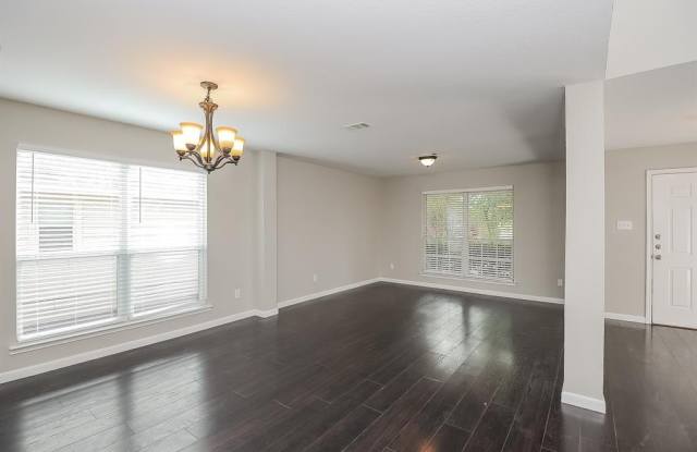 724 Bamboo Drive Gallery 3