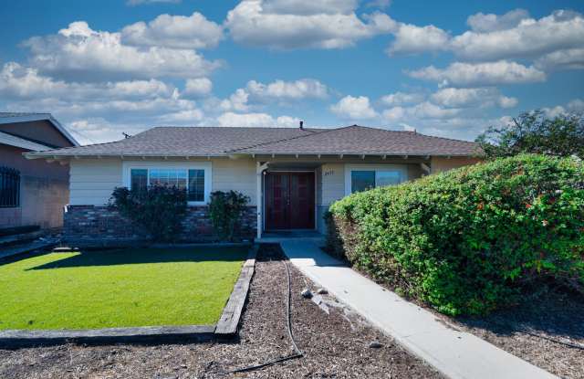 Beautiful  Spacious Home in Rowland Heights photos photos