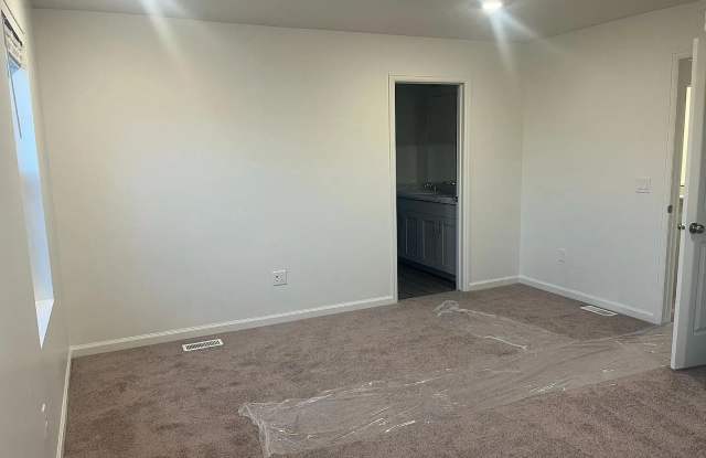 341 N Colonnade Rd - 341 North Colonnade Road, Saratoga Springs, UT 84045