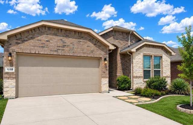 4/2/2 Luxury Living in Ranches West – Weatherford, TX Gallery 4