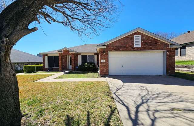 AVAILABLE NOW! - 602 Del Mar Drive, Copperas Cove, TX 76522