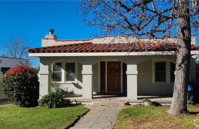 5225 Hartwick Street photos photos