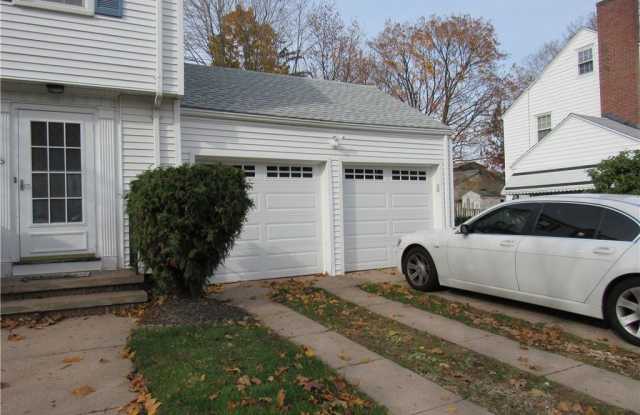 36 Rochford Avenue Gallery 3