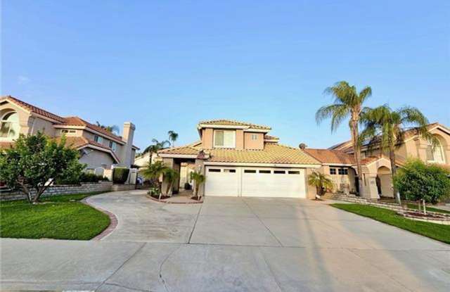 Stunning 4-Bedroom Highland Home in a Prime Cul-de-Sac Location photos photos
