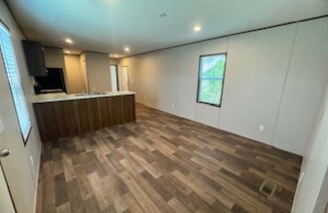 2623 East 16th Street - Lot B Gallery 3