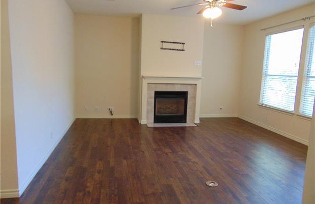 7776 Yaupon DR Gallery 4