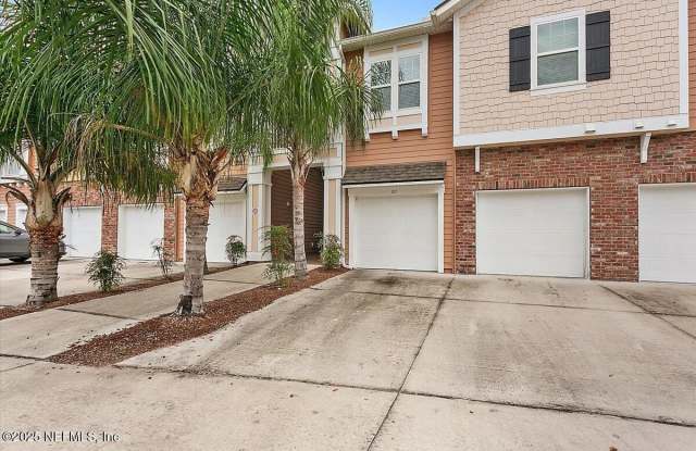 208 LARKIN Place unit: 107 - 208 Larkin Place, St Johns, FL 32259 208 LARKIN Place unit: 107 - 208 Larkin Place, St Johns, FL 32259