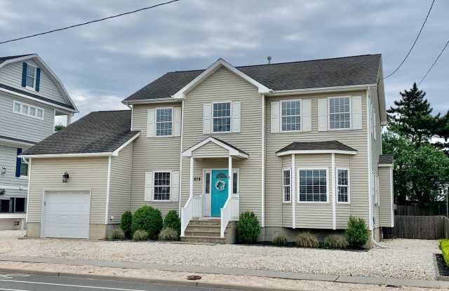 979 Ocean Avenue photos photos