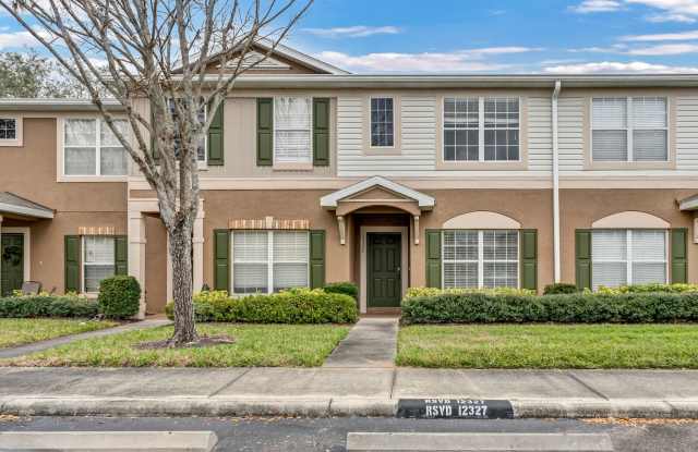 Charming 3-Bedroom, 2.5-Bathroom Townhome for Lease in Gated Community photos photos
