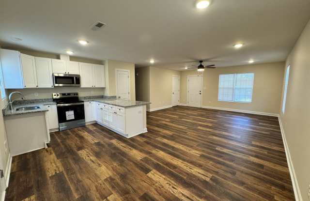**** HALF OFF FIRST FULL MONTH RENT **** Gallery 4