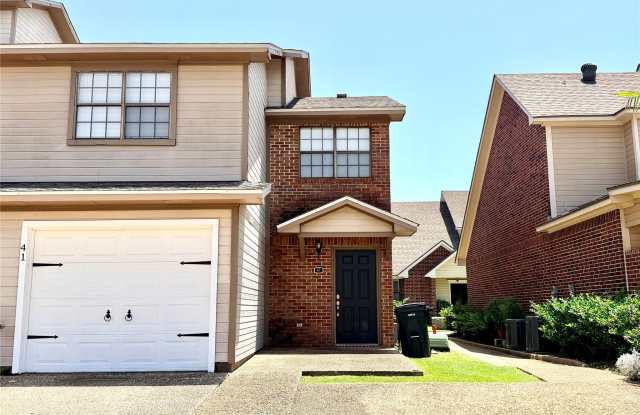 41 Meadow Creek Drive Gallery 2