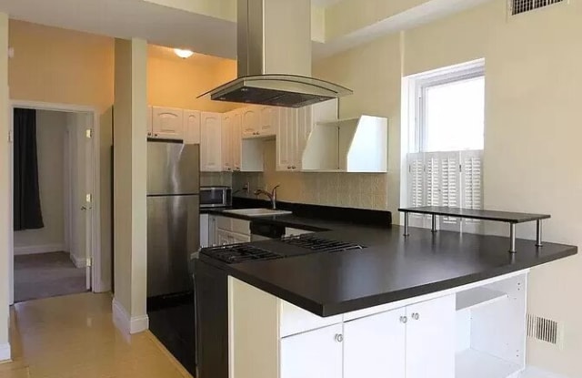 810 5th St NE Apt 2 - 810 5th Street NE, Washington, DC 20002