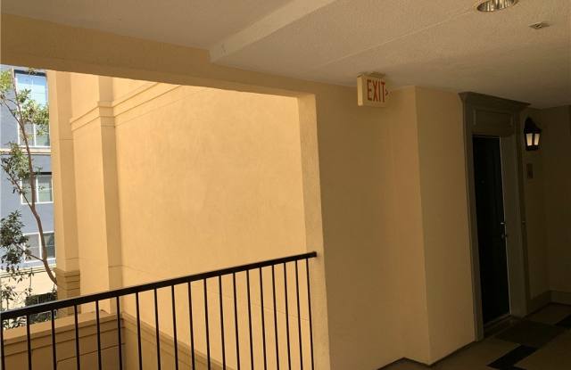 3316 Watermarke Place Gallery 3