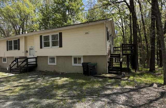 28 Mountain Drive Gallery 1