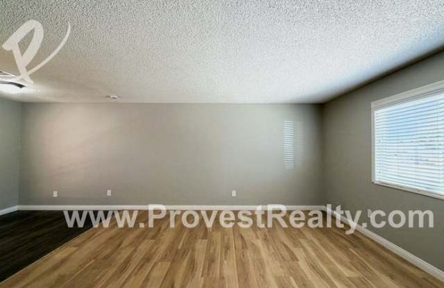 16397 Spruce St Gallery 4