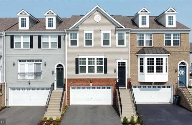 8914 HAVERSACK HUNT Way photos photos