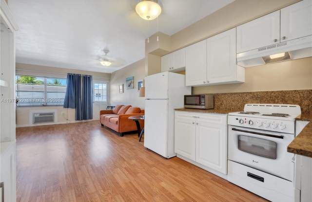 851 N Meridian Ave photos photos