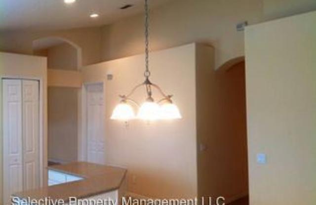 421 River Song Court Gallery 3