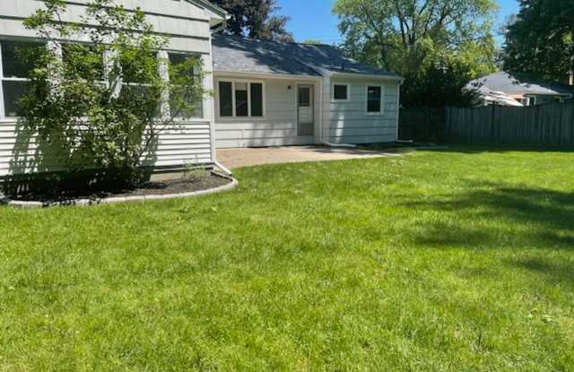 3 Bedroom / 1.5 Bath Home - East Rochester / Pittsford Area Gallery 3