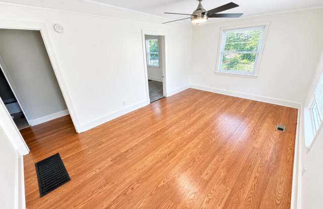 1314 Sunnymeade Drive Gallery 3