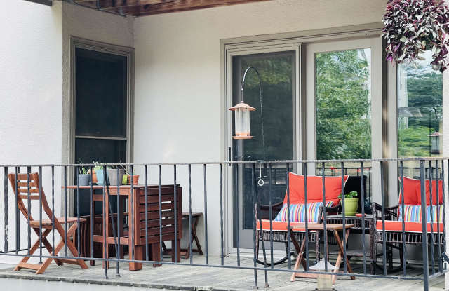 St Anthony Park Apartments! Beautiful large 2 bedroom Apartments photos photos