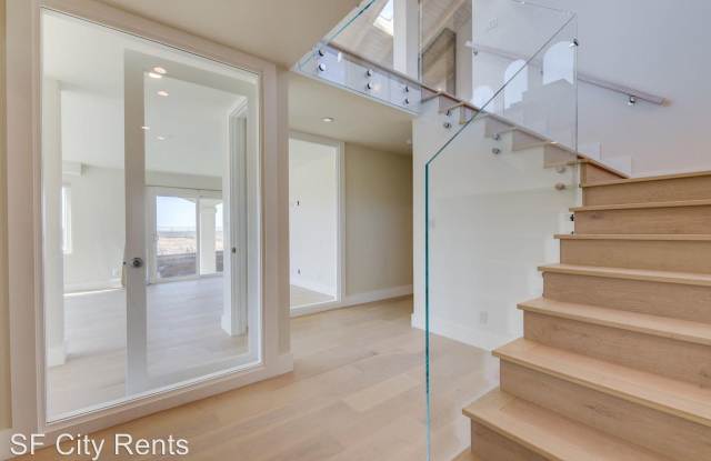 45 Clarendon Rd. Gallery 4