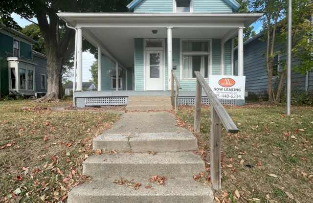 RENT SPECIAL: $300 OFF THE DEPOSIT IF LEASED BY 11/1 photos photos