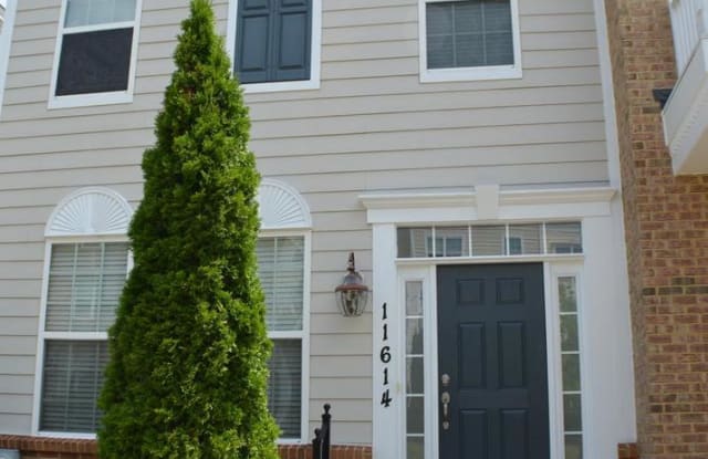 11614 LEESBOROUGH CIR - 11614 Leesborough Circle, Wheaton, MD 20902