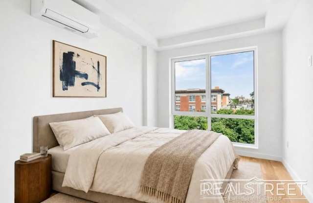105 Rogers Avenue Gallery 3