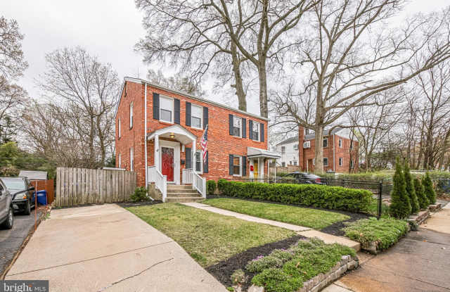 5809 MOUNT VERNON Drive - 5809 Mount Vernon Drive, Huntington, VA 22303