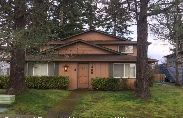 1309 Wildwood St Unit B - 1309 Wildwood St, Marysville, WA 98270