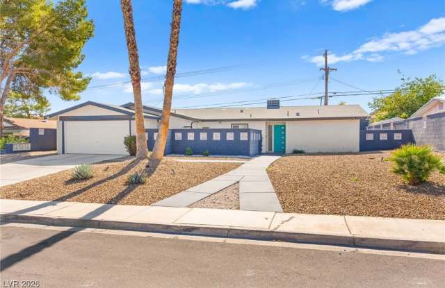 1531 Commanche Drive photos photos