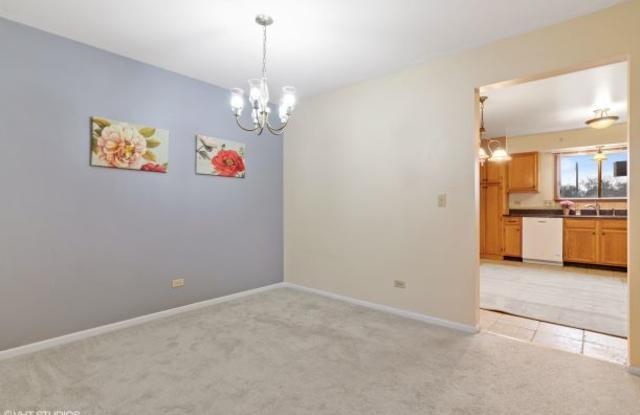 1512 North River West Court Gallery 3