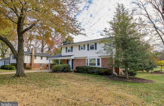 5025 COCKNEY CT Gallery 3