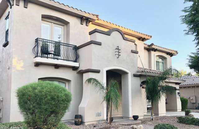 3551 S STERLING Court - 3551 South Sterling Court, Gilbert, AZ 85297