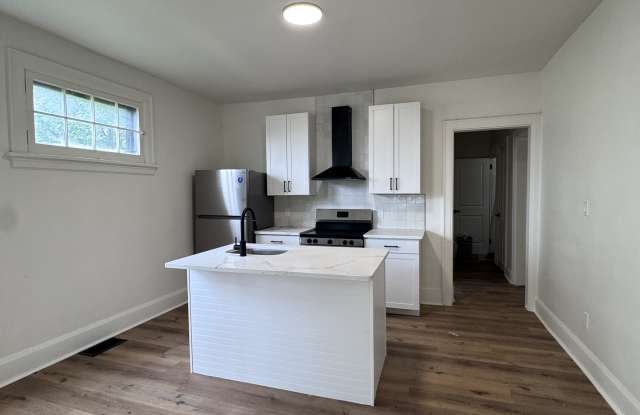 541 Considine Avenue - 1 Gallery 4