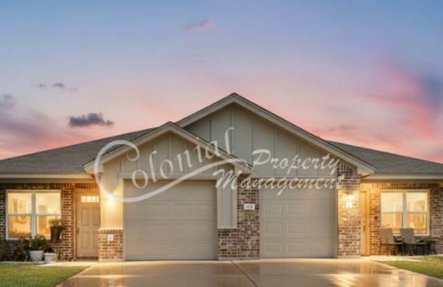 AVAILABLE SOON! *MORE PHOTOS COMING SOON* (SECTION 8 ACCEPTED) photos photos