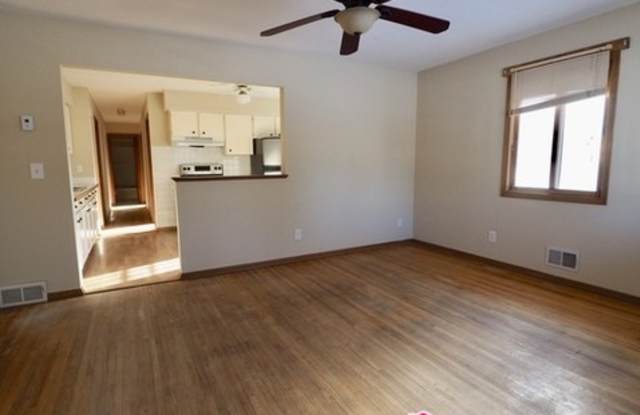 4849 5th St North East Gallery 2