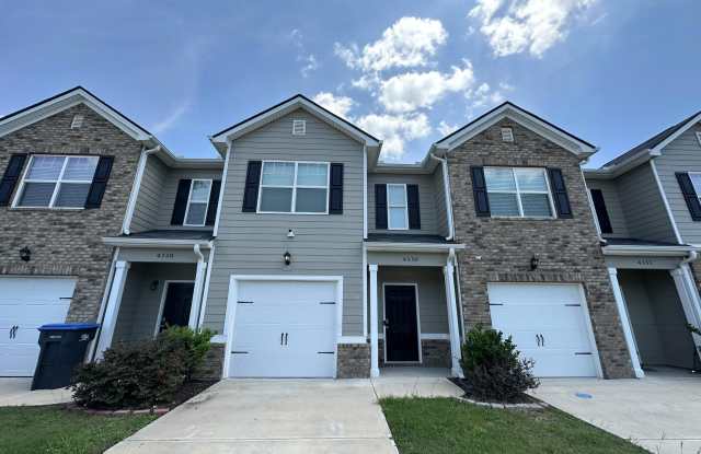 4330 Newland Street photos photos