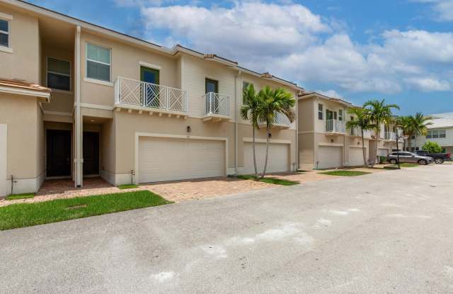 63 Dogwood Court Gallery 2
