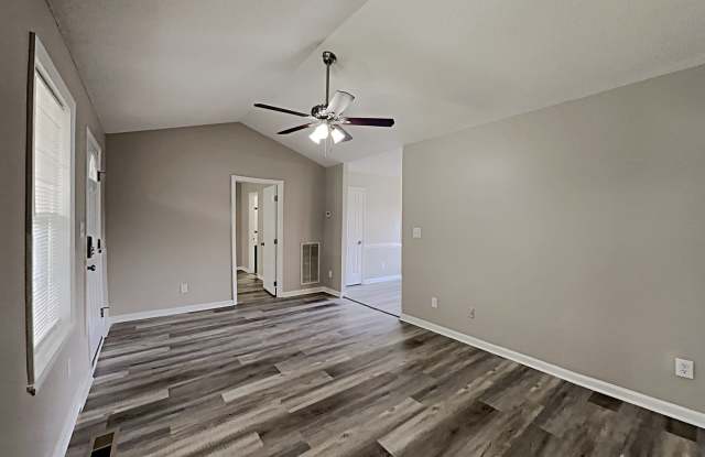 818 Lusterleaf Place Gallery 3