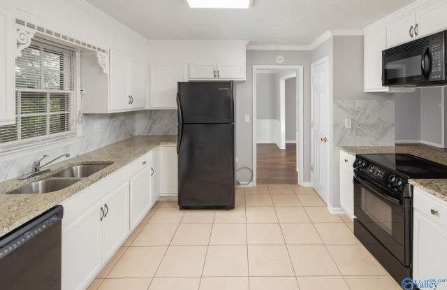 2624 Excalibur Drive Gallery 4